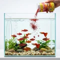 TROPICAL RED MICO COLOUR STICKS XXS Wybarwiający Pokarm dla Ryb 100ml/50g 63573